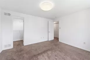 201 Cortland Dr E, Kennedy Township, PA 15136 - Photo 18