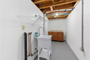 201 Cortland Dr E, Kennedy Township, PA 15136 - Photo 28