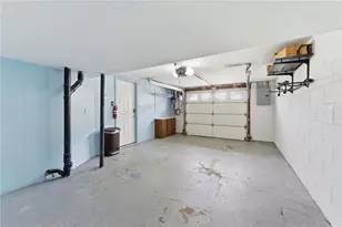 201 Cortland Dr E, Kennedy Township, PA 15136 - Photo 34