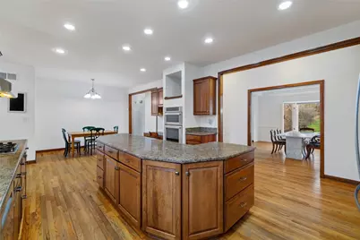 910 Settlers Ridge Road, Pittsburgh, PA 15238 - Photo 10