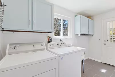 1865 Brandywine Drive, Pittsburgh, PA 15101 - Photo 14