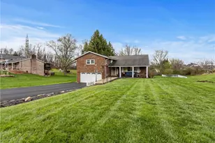 605 Davidson Dr, Rochester, PA 15074 - Photo 4