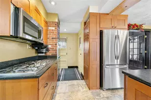 1829 Melrose Ave, Irwin, PA 15642 - Photo 16