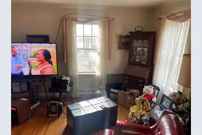 319 Cherokee Dr, Erie City, PA 16505 - Photo 8