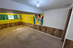 1027 Middle Rd, Pittsburgh, PA 15116 - Photo 18