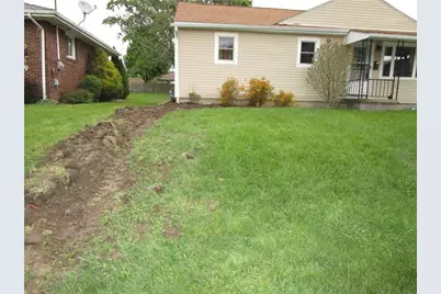 385 Emerson, Farrell, PA 16121 - Photo 24