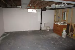 385 Emerson, Farrell, PA 16121 - Photo 20