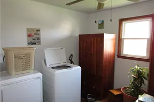 385 Emerson, Farrell, PA 16121 - Photo 14