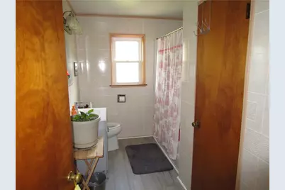 385 Emerson, Farrell, PA 16121 - Photo 12