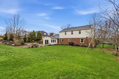 2579 Matterhorn Dr, Pittsburgh, PA 15090 - Photo 38