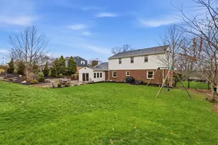 2579 Matterhorn Dr, Pittsburgh, PA 15090 - Photo 38