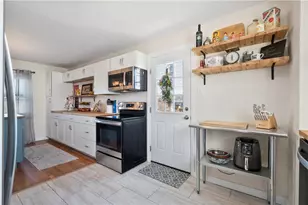 541 Crestline Dr, Baldwin Twp, PA 15234 - Photo 10