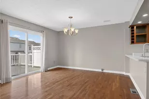 1410 Yorktown Dr, Cecil, PA 15055 - Photo 10