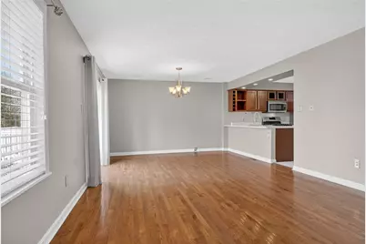 1410 Yorktown Dr, Cecil, PA 15055 - Photo 8