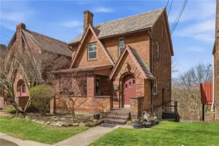 838 Florida Ave, Pittsburgh, PA 15228 - Photo 2