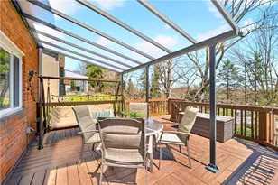 171 Greenlea Dr, Moon/Crescent Twp, PA 15108 - Photo 18