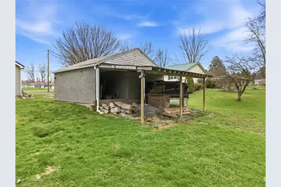 2233 Mercer West Middlesex Rd, Lackawannock Township, PA 16137 - Photo 32