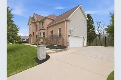 115 Kimberwicke Ct, Cranberry Township, PA 16066 - Photo 2