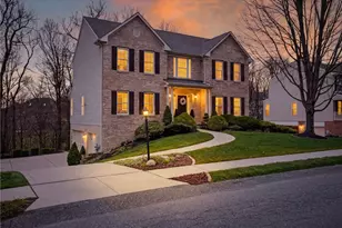 112 Hunter Dr, Cranberry Township, PA 16066 - Photo 1