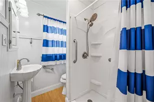 1027 Myrtle Pl, Sharon, PA 16146 - Photo 10