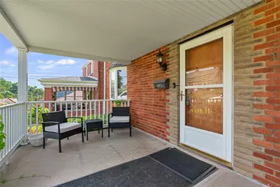 802 Dunster St, Pittsburgh, PA 15226 - Photo 2