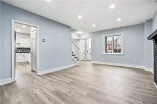 7826 Oak St, Ross Twp, PA 15237 - Photo 2