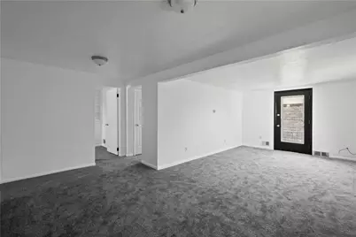 912 Hillsboro St, Pittsburgh, PA 15204 - Photo 2