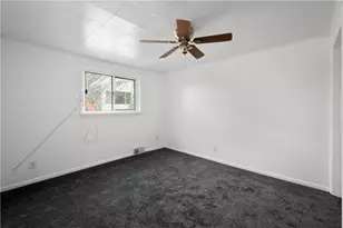 912 Hillsboro St, Pittsburgh, PA 15204 - Photo 8