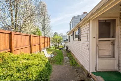 912 Hillsboro St, Pittsburgh, PA 15204 - Photo 28