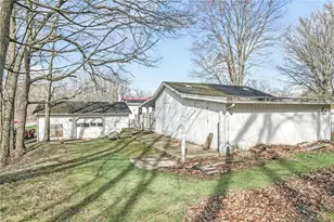 2341 S Hermitage Rd, Hermitage, PA 16148 - Photo 38