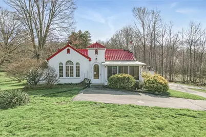 2341 S Hermitage Rd, Hermitage, PA 16148 - Photo 1