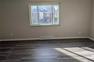 120 S 5th St, Youngwood, PA 15697 - Photo 6