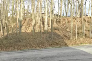 202 Summit St, Butler, PA 16001 - Photo 2