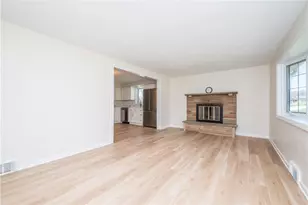 101 Meadow St, Peters Township, PA 15317 - Photo 4