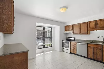 604 Briarleaf Dr, Robinson Twp, PA 15205 - Photo 6