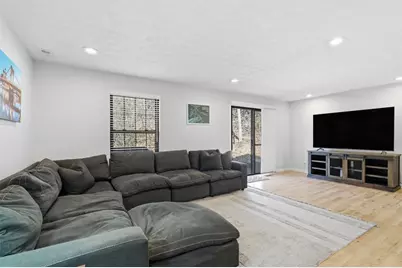 604 Briarleaf Dr, Robinson Twp, PA 15205 - Photo 12