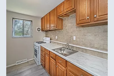 118 Courtney Dr, Pittsburgh, PA 15147 - Photo 16