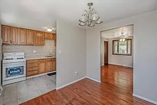118 Courtney Dr, Pittsburgh, PA 15147 - Photo 12