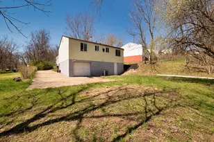 118 Courtney Dr, Pittsburgh, PA 15147 - Photo 28