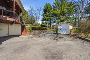 1124 Dana Dr, Bethel Park, PA 15102 - Photo 36