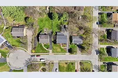 1124 Dana Dr, Bethel Park, PA 15102 - Photo 40