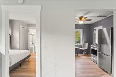 1109 McComb Ln, Pittsburgh, PA 15239 - Photo 14