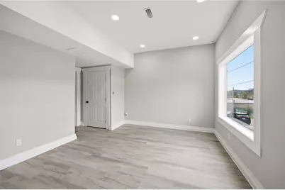 502 Emma St, Penn Twp, PA 15675 - Photo 8