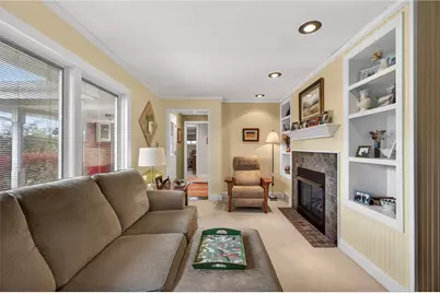 498 Balconade Dr, Pittsburgh, PA 15236 - Photo 8