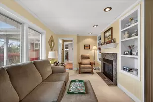 498 Balconade Dr, Pittsburgh, PA 15236 - Photo 8