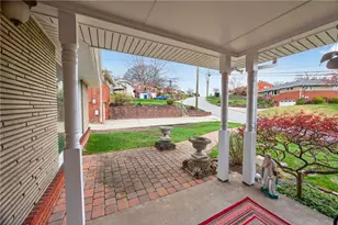 498 Balconade Dr, Pittsburgh, PA 15236 - Photo 4