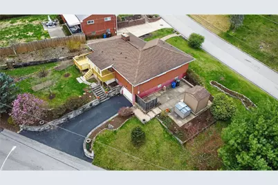 498 Balconade Dr, Pittsburgh, PA 15236 - Photo 38