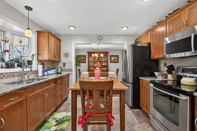 498 Balconade Dr, Pittsburgh, PA 15236 - Photo 14