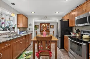 498 Balconade Dr, Pittsburgh, PA 15236 - Photo 14