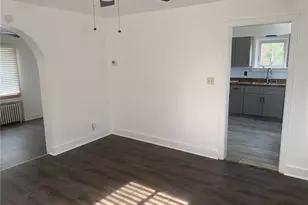 1926 Fairlawn St, Pittsburgh, PA 15221 - Photo 8